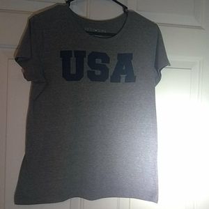 Gray and blue USA T-shirt